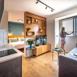  דירה The Six Days Stylish One Bedroom