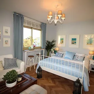 https://la-californie-views.fr-provencehotel.com